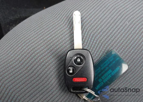 2013 Honda Fit из США, поврежденный, VIN JHMGE8H38DC039905